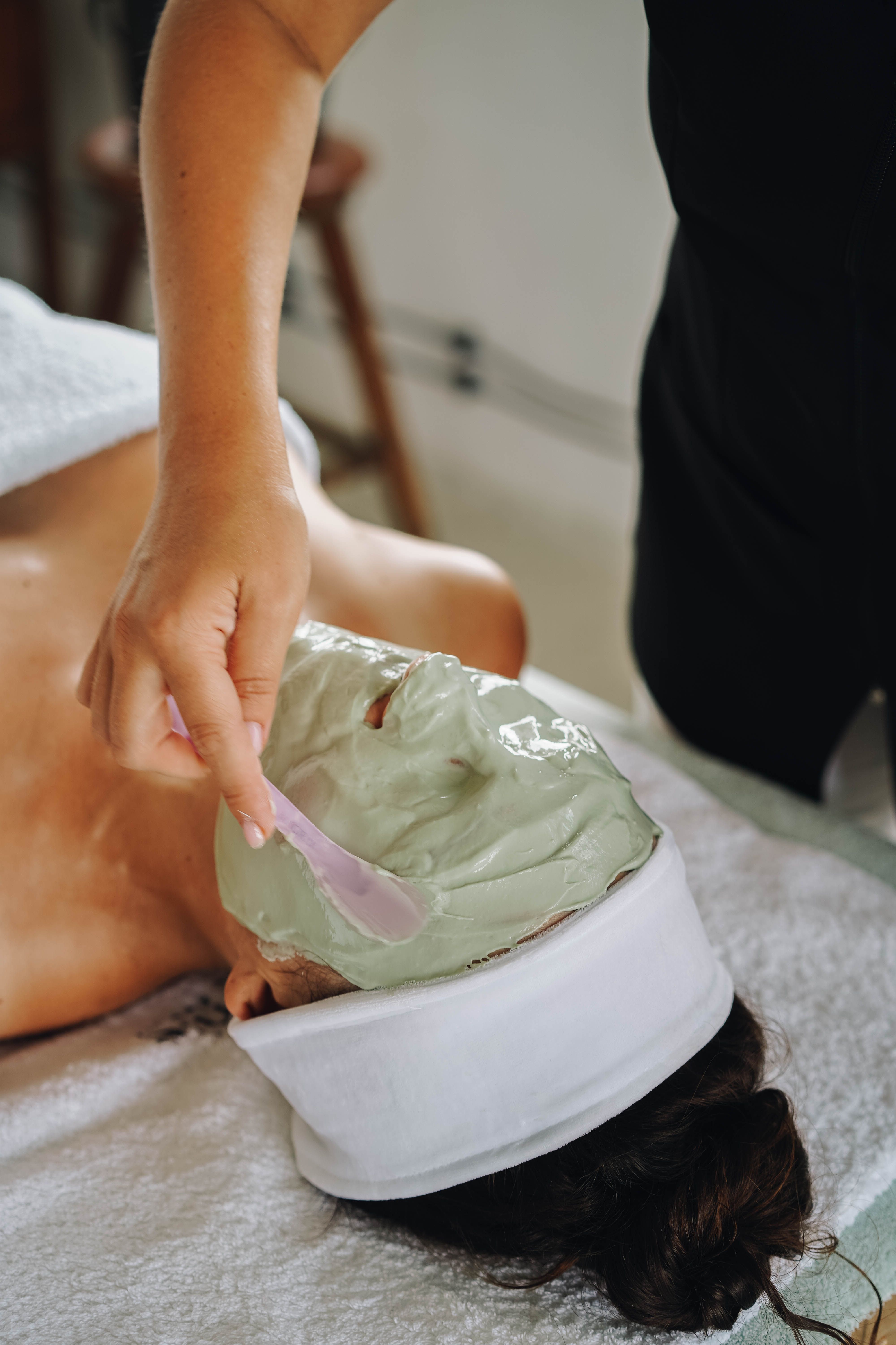 Soin visage chez BB Beauty Bar Mons